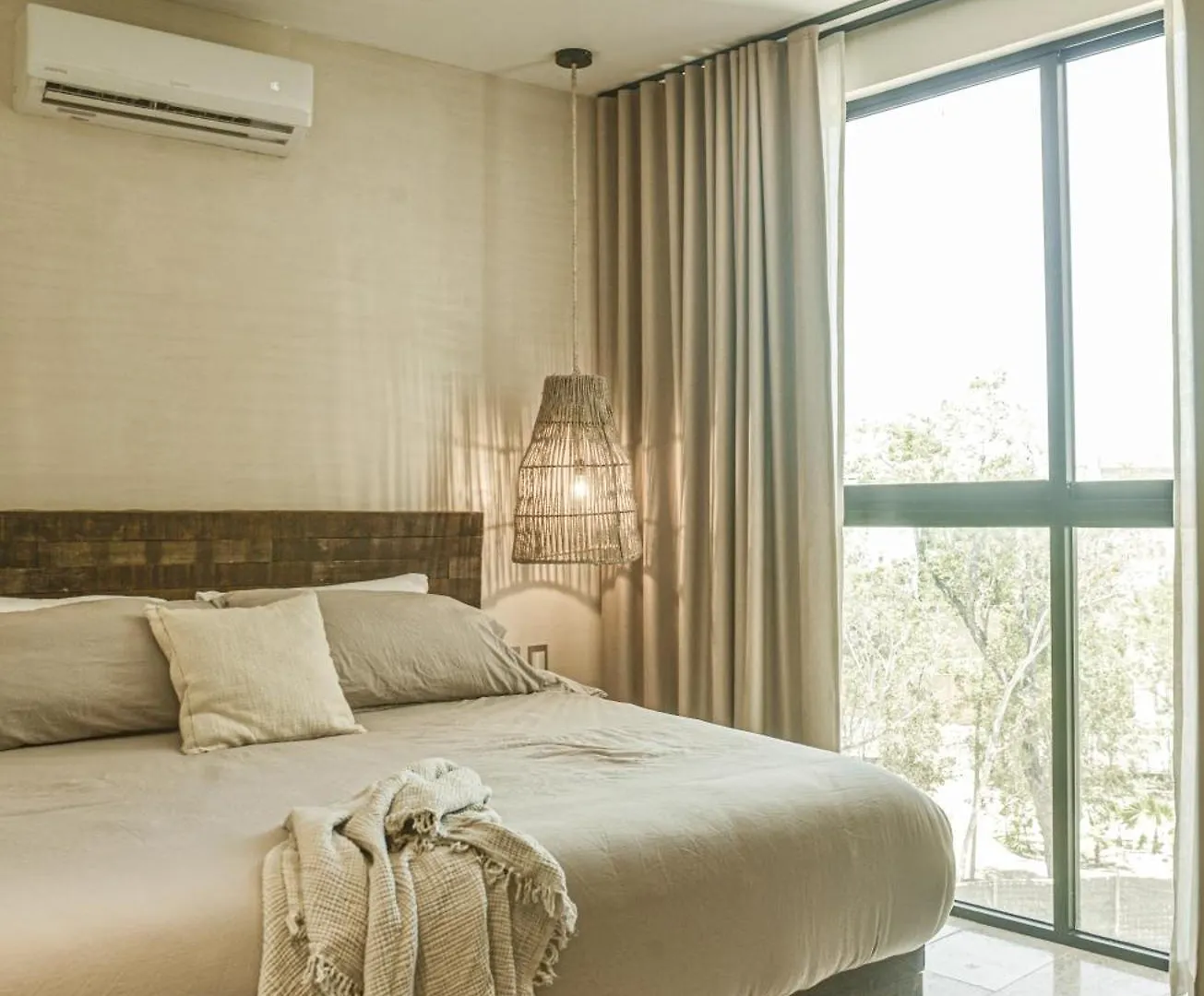 Luxury Penthouse-Private Rooftop Pool-Walkable Tulum Apartment