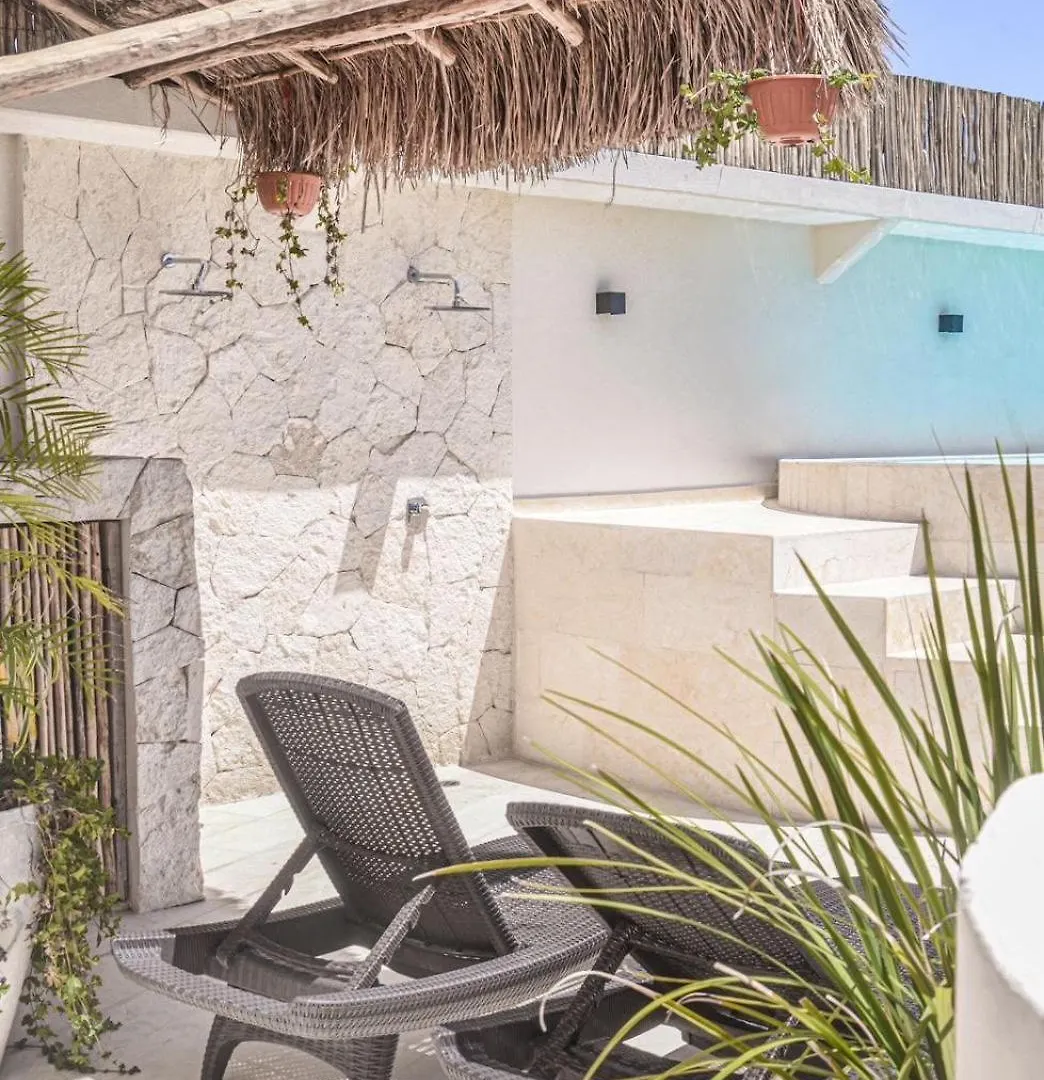 Luxury Penthouse-Private Rooftop Pool-Walkable Tulum Apartment