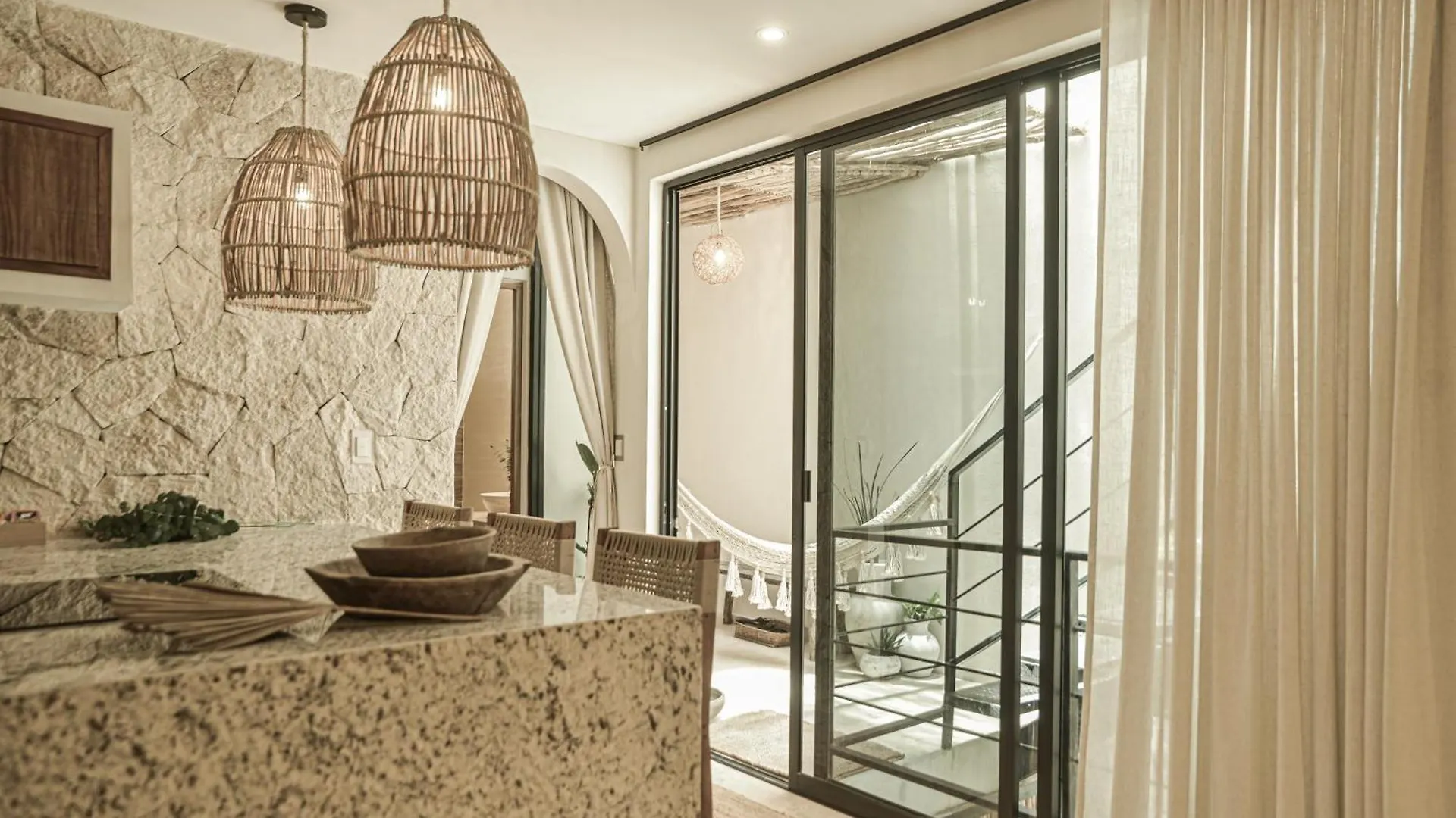 Luxury Penthouse-Private Rooftop Pool-Walkable Tulum Apartment